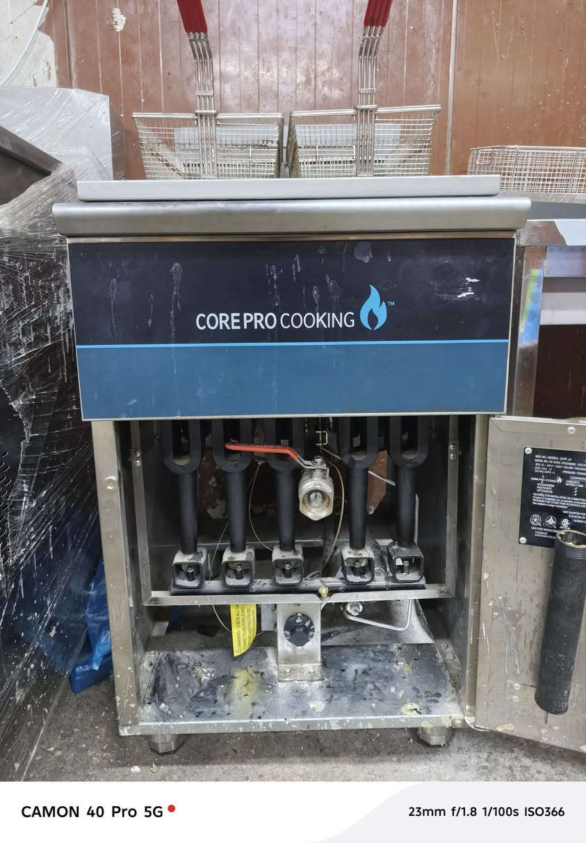 للبيع مستعجل 
***********
