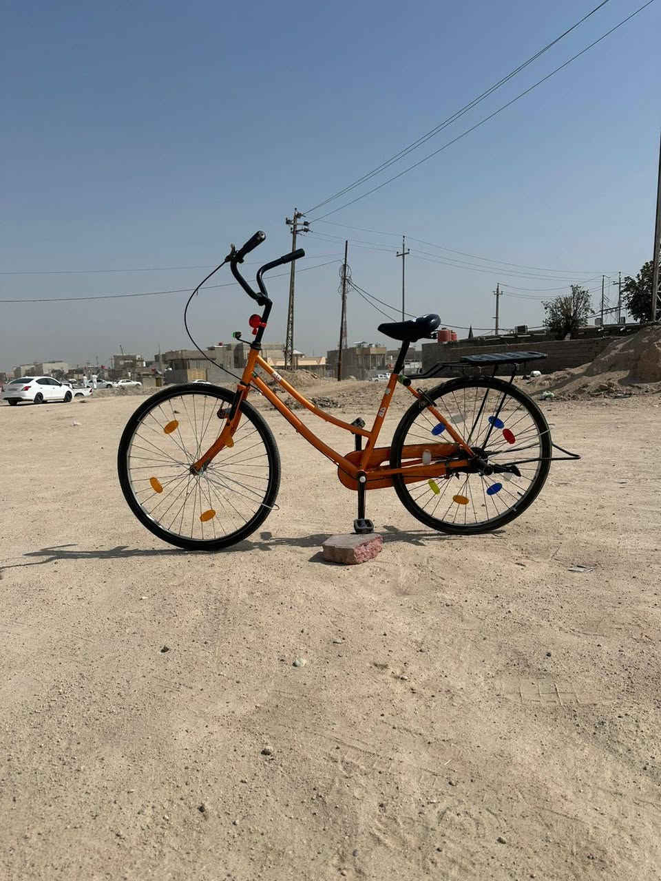 بايسكل البيع 95%نضافته موديل 2016السعر 120وبي مجال العنوان البصره الزبير اذه شراي دك عله هاذ الرقم ***********
