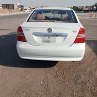 ليفان 620 موديل 2013  كير ومحرك  جديد تبريد ثلج تخم تاير جديد صدر جديد...