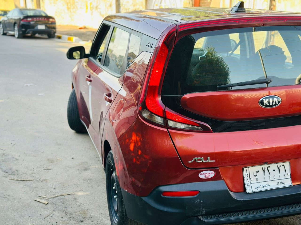 السلام عليكم
صول soul موديل 2021 وارد أمريكي 
حادثها (موضح داخل لمنشور)
حادثها خفيف وحلو بدون دواخل 
شاصي لغد مكفولات 🔥 
مكينه 2000 دوش 
رقم بغداد بأسمي شخصياً 
مواصفات معروفه 
السعر 122 وبيها مجال بسيط حك الجيه
مكان السياره بغداد 
للأستفسار ***********
