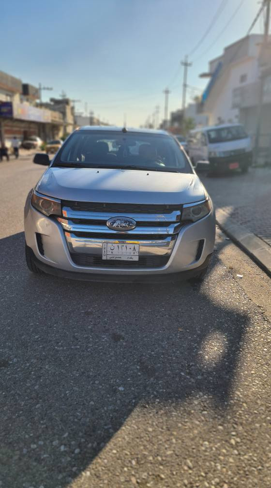 فورد ايدج 2013 فئة se للبيع 
السعر 100،   رقم بغداد مكاني كركوك باسمي 
محرك 3.5 تنفس طبيعي 6 سلندر 
السيارة ماشية 155 ميل او 250 كيلو 
كير محرك كهربائيات قانونيات بالشرط، 
السونار موجود 
*********** كركوك, العراق
