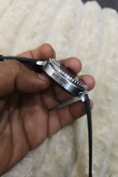 Galaxy Watch 8 CLASSIC 44mm
للبيع ساعه مستخدمه حيل نظيفه