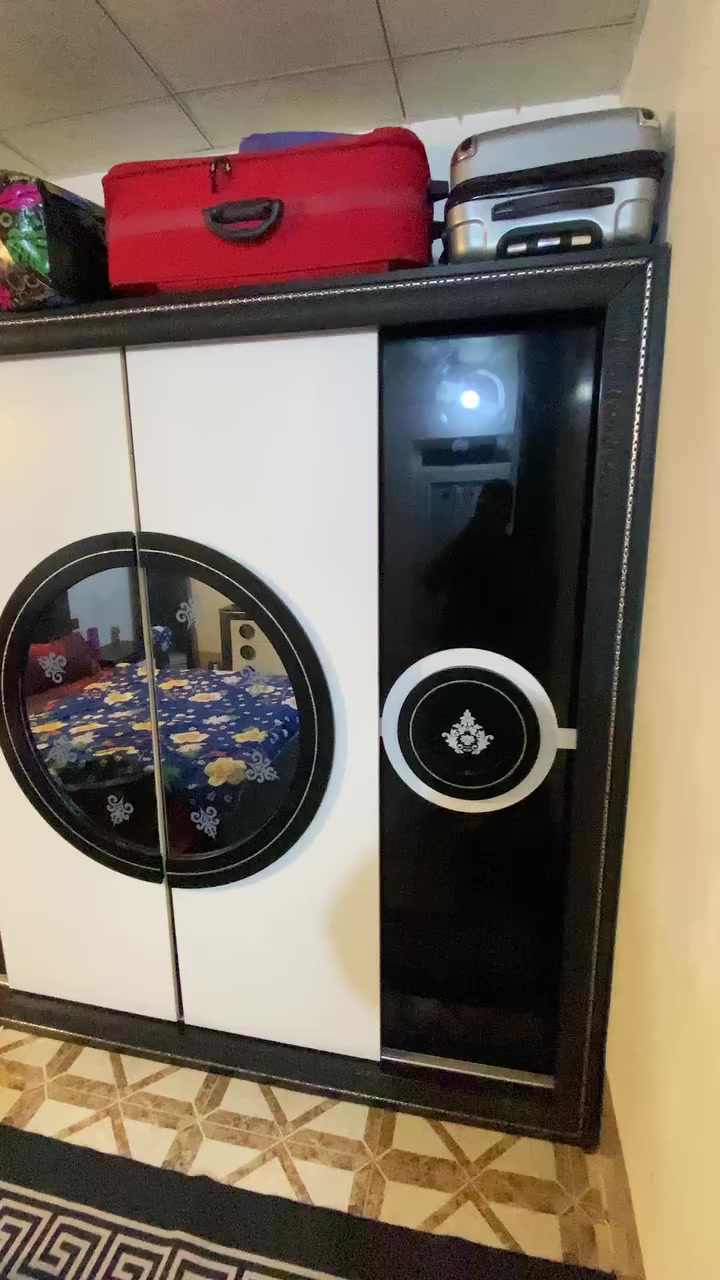 غراض للبيع


**إذا كنت صاحب هذا الإعلان وتريد حذفه لأي سبب، رجاءا أرسل رسالة إلى الدعم الفني**