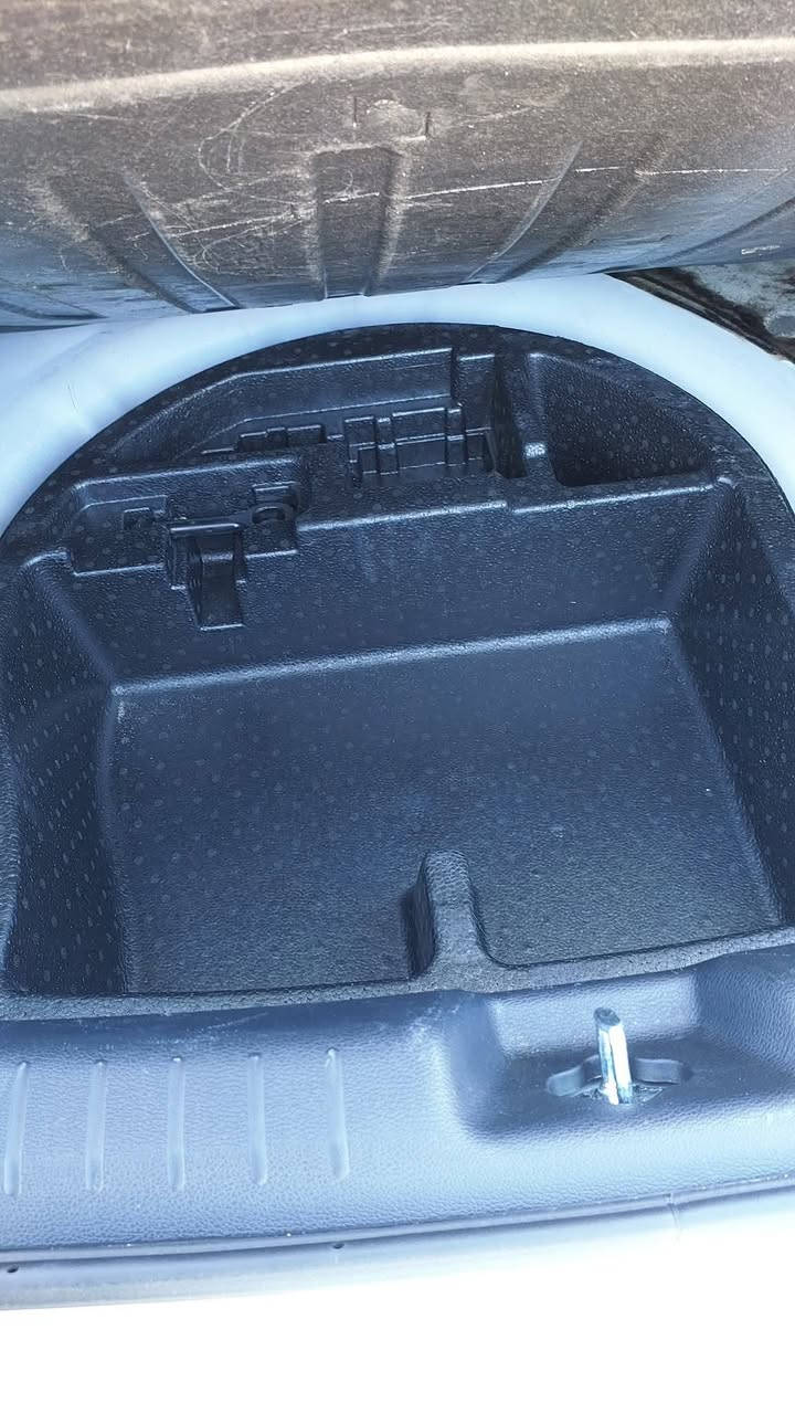 السلام عليكم
كيا فورتي gt line
موديل 2023
فول مواصفات أعلى فئة 1/1
محرك 2000 دوش
بصمة
سلايت
كشنات جلد حار بارد
السيارة كلين بدون صبغ فقط الدعامية الأمامية ومبدلة
 اصلي
صورر الضرر مرفقة بالمنشور
ممشي السيارة 31
مرقمة السيارة اربيل
مكان السيارة/موصل
 تفاصيل والسعر ع رقم الهاتف واتساب ***********
