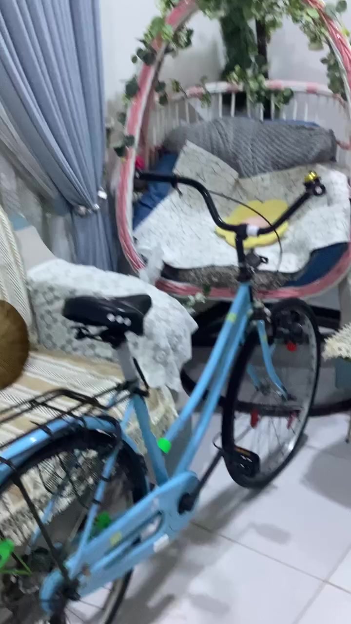 السلام عليكم باسكل لون سمائي للبيع مديل 2016 شركه BD مرغوبه ولون مميز ونضافه فول غراضه كامله مو شراي لايتعبني وشراي هله بي سعره خاص مكاني كوت الاستفسار خاص 🩵🤞🏾


**إذا كنت صاحب هذا الإعلان وتريد حذفه لأي سبب، رجاءا أرسل رسالة إلى الدعم الفني**