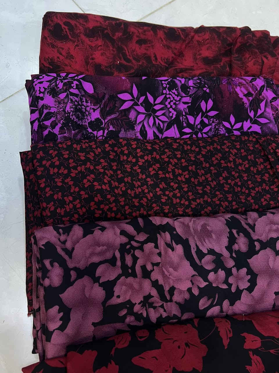 كشمير مايباخ الاصلي
متواجدون كل ايام الاسبوع من 3ونص عصرل 11 ليل

 ☎️ *********** واتساب
شارع تولةفروش مقابل معمل النسيج
✨♥️✨مجمع دلسوز البزاز✨♥️✨
