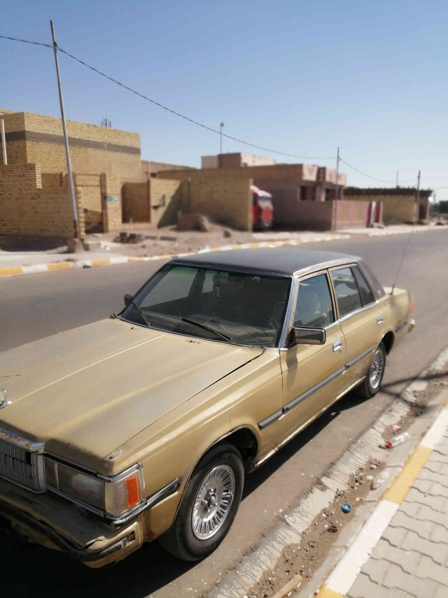 السلام عليكم سوبر للبيع 82 مكينه بطه كير جديد مكينه بيها خيط بخار تخم تايره رقم انبار عنوان راعيها بغداد المكان واسط قضاء الحي فقط بس الشراي سعر 17 بها مجال شرعي قليل هذا رقم الهاتف فقط بس الشراي ***********
