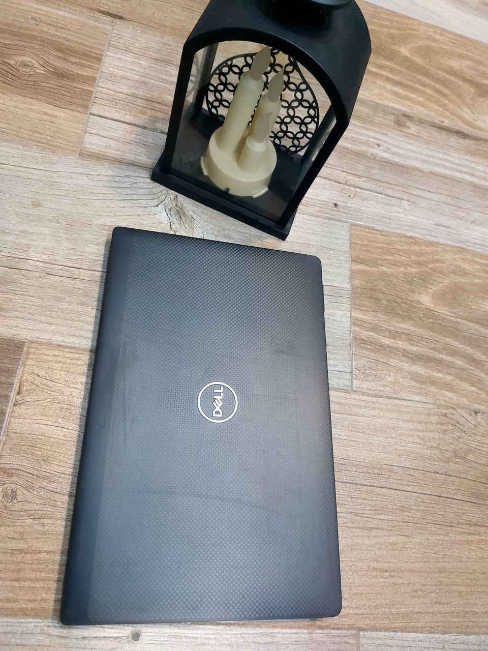 تدور ع لابتوب لمس للدراسةوالبرامج المكتبية خفيفة الوزن سهله بالتنقل الك هاي .
قطع محدوة وبسعر ثابت 470الف دينار وتوصيل مجاني

Dell Latitude 7420 Ci7 جيل الحادي عشر 
Core i7-1185G7  معالج حرف G
16GB  DDR4 RAM
512GB M.2 SSD HARD
8GB Intel UHD Graphics 630
14 fhd screen 1920x1080 لمس
Back-light Ar-En 

يمكن للزبون فحص اللابتوب وتشغيله والتأكد من المواصفات قبل استلام اللابتوب.

العنوان بغداد شارع الصناعة مجمع الرياش مكتب اليسر للتواصل والحجز ***********
