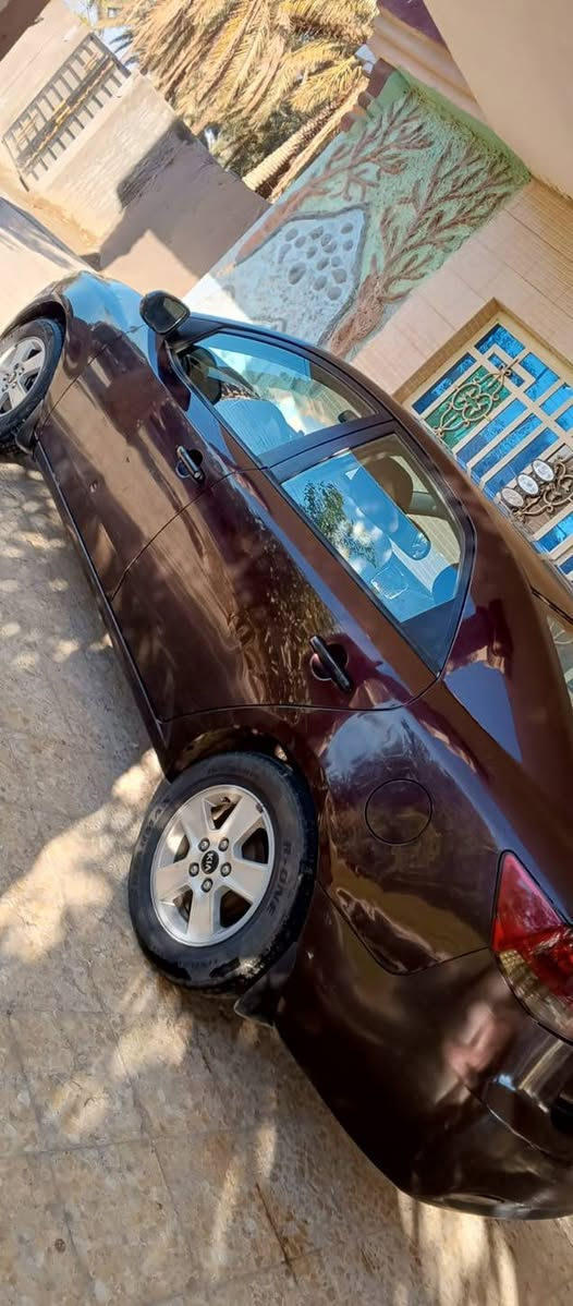 سلام عليكم ورحمه الله وبركاته 
للبيع سيراتو 2011 خليجي رقم سليمانية انكليزي سياره جاهزة من كلشي كير ومحرك كفاله صدر امامي خلفي وتخم تاير جديد تبريد وبالخير على الياخذة مكاني بابل المحاويل السعر 89 مع المجال وسهله ***********
