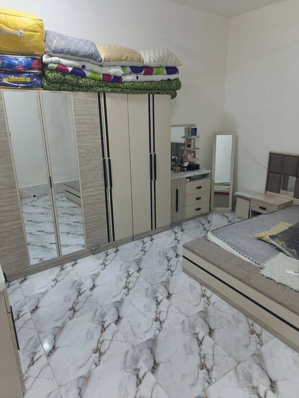 بيت للبيع 200 طابو بناء حديث بيت كامل 

للتواصل خاص او واتساب ***********

موقع البيت الشيشان خلف البانزين خانة
