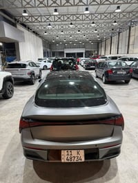 سياره K5 موديل 2025 فول مواصفات السياره . سياره لون مات طافي صبغ جاملغ...