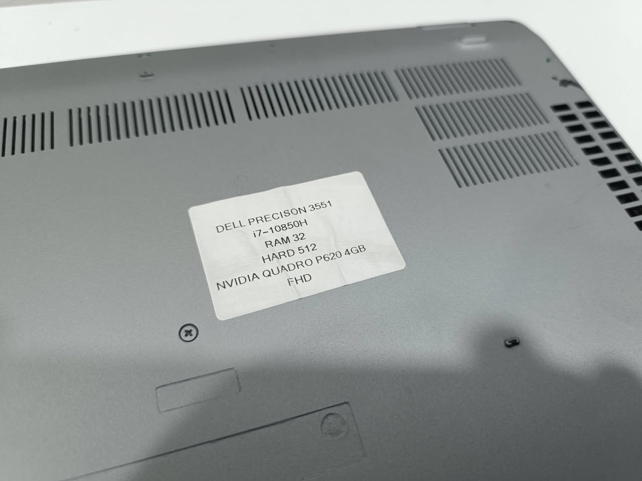 cori 7 gen 10
ram 32gb
hard 512ssd
screen 15
Graphic card 4gb خارجی

يُعدّ جهاز الكمبيوتر المحمول الجميل ذو المواصفات العالية، وشاشة خارجية بسعة 4 جيجابايت، مناسبًا جدًا للألعاب والرسومات والأعمال الهندسية.

-----------

لاپتۆپێکی جوان و مواسەفات بەرزە، 4 گێگا کارت شاشەی خارجی هەیە بۆ یاری کردن و گرافیک و کاری ئەندازیاری زۆر گونجاوە.


**إذا كنت صاحب هذا الإعلان وتريد حذفه لأي سبب، رجاءا أرسل رسالة إلى الدعم الفني**