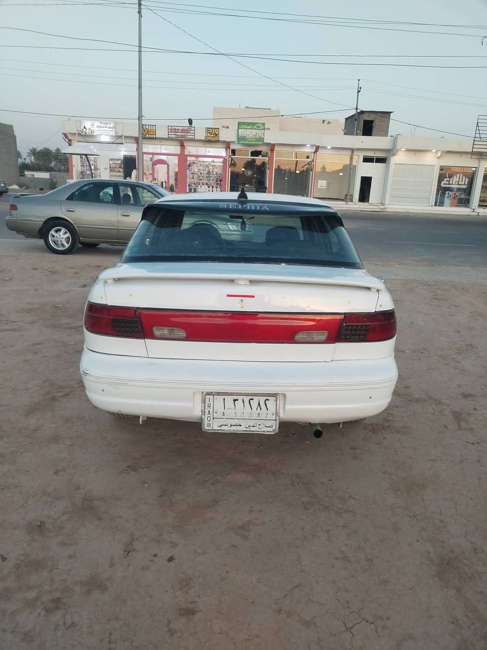 كيه سيفيه رقم صلاح الدين مشروع وطني القديم بس سنوية  صاقطه  سيارة كير محرك شرط معمره ومصبوغه حزام دشبول  وبطاين جدد سعر 32وبيهه مجال 
***********
