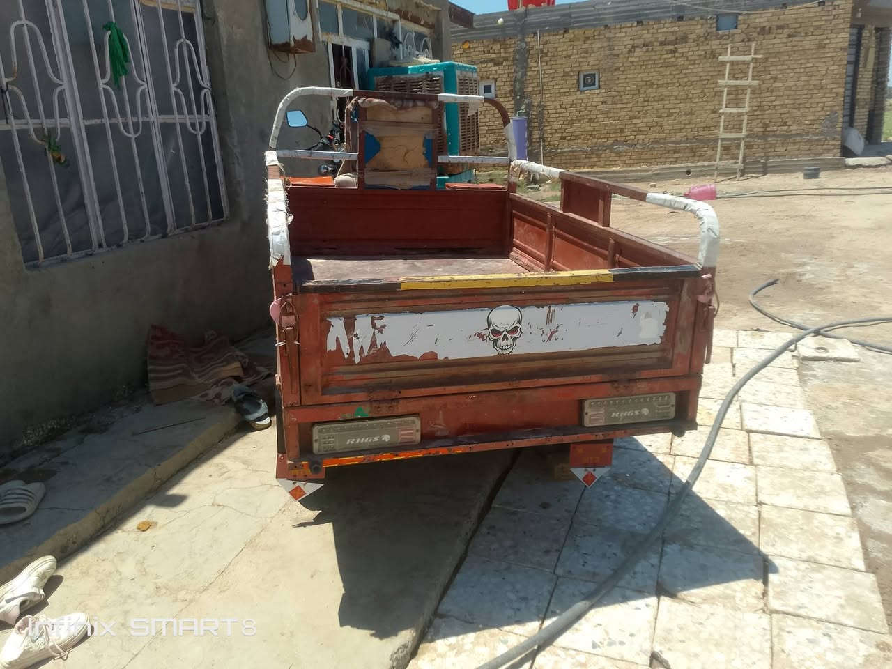 سلام عليكم ستوته للبيع مويل15 جاهز من كلشي كربايات كامل مكينه جديده  تخم تاير جديد سعره مليون وربع ***********
