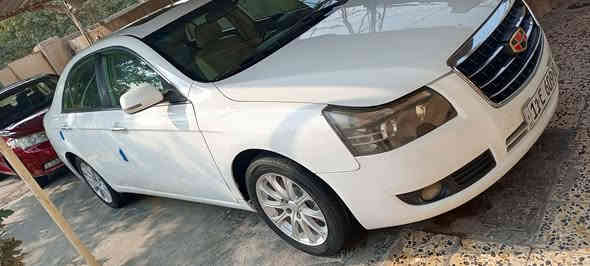 السلام عليكم جيلي ام كراند الحجم
الكبير محرك 2000مستبوشي البلادي 

موديل 2013 السياره مكفوله من اي ضربه وتبديل 

فقط بيه صبغ الهلالات صبغ درجه اولى 

كير ومحرك مكفولات 

كهربائيات كوله شغله

صدره جيد جداً تخم تاير جديد جوه باتري جديد قبل اسبوع مبدله 

بسمي رقمه بغداد دولي هزه جديده السياره كولش حلوه مكاني بغداد للاستفسار الاتصال على*********** فاضل
