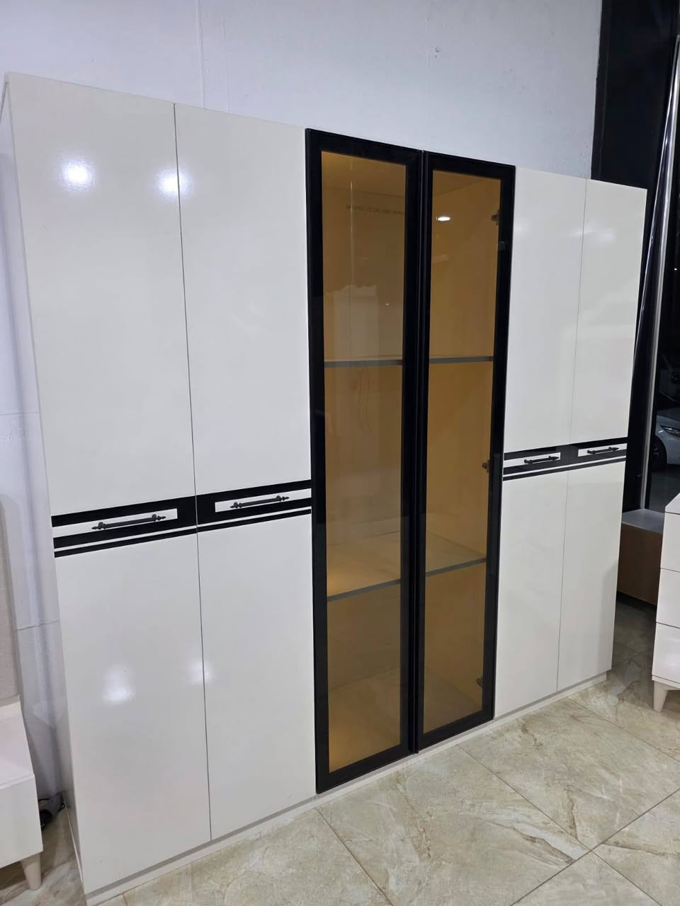 غرفة نوم 5 قطع جديد بالكرتون الكنتور جام شفاف بسعر 365 دولار
📱للاستفسار الاتصال :*********** 
------------------
#معرض_جودي_بدهوك 
🪑 أثاث تركي فاخر
غرف نوم – غرف جلوس – غرف شباب – طاولات – كنتور – أسفنج عالي الجودة
✅ عروض مميزة وأسعار تنافسية
📌 ناونیشان:
⛔مالطا خاری-فرعی ئکی به ری سیناعی- به مبه ری مه دره سه (مالتاژئری)
📌 العنوان:
دهوك – مالطا القديم – أول فرع قبل صناعة تصليح السيارات – مقابل مدرسة الابتدائية
(قريب من مطعم مالطا – كونديه مالطا – خارنگه ها مالتا)
#دهوكا_رنكين #موصل #غرفة_نوم #اثاث_منزلي #زاخو
