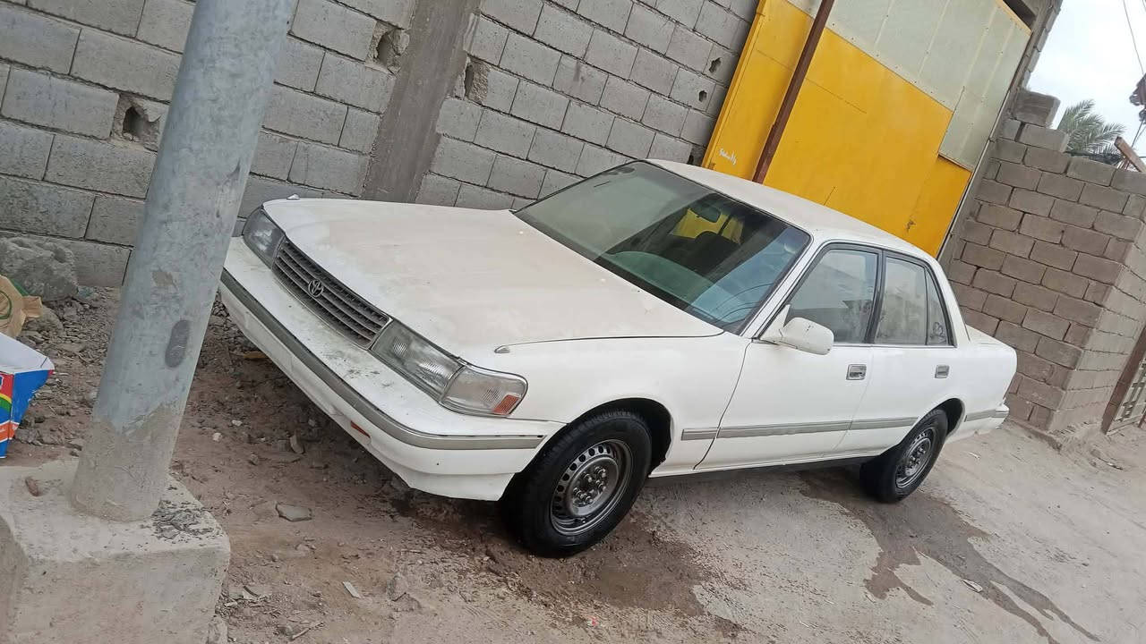 السلام وعليكم سياره كروسيته يسرا بلا سياره جاهزه حداديه جديده تخم تاير مكفوله من الضربه مصبوغه عام مكينه وكير خير من الله رقم بصره بسمي سنويه منتهيه سعرها ،(52) مكاني بصره ابو الخصيب وهذا رقمي ‏‪***********‬‏ وانه خادم
