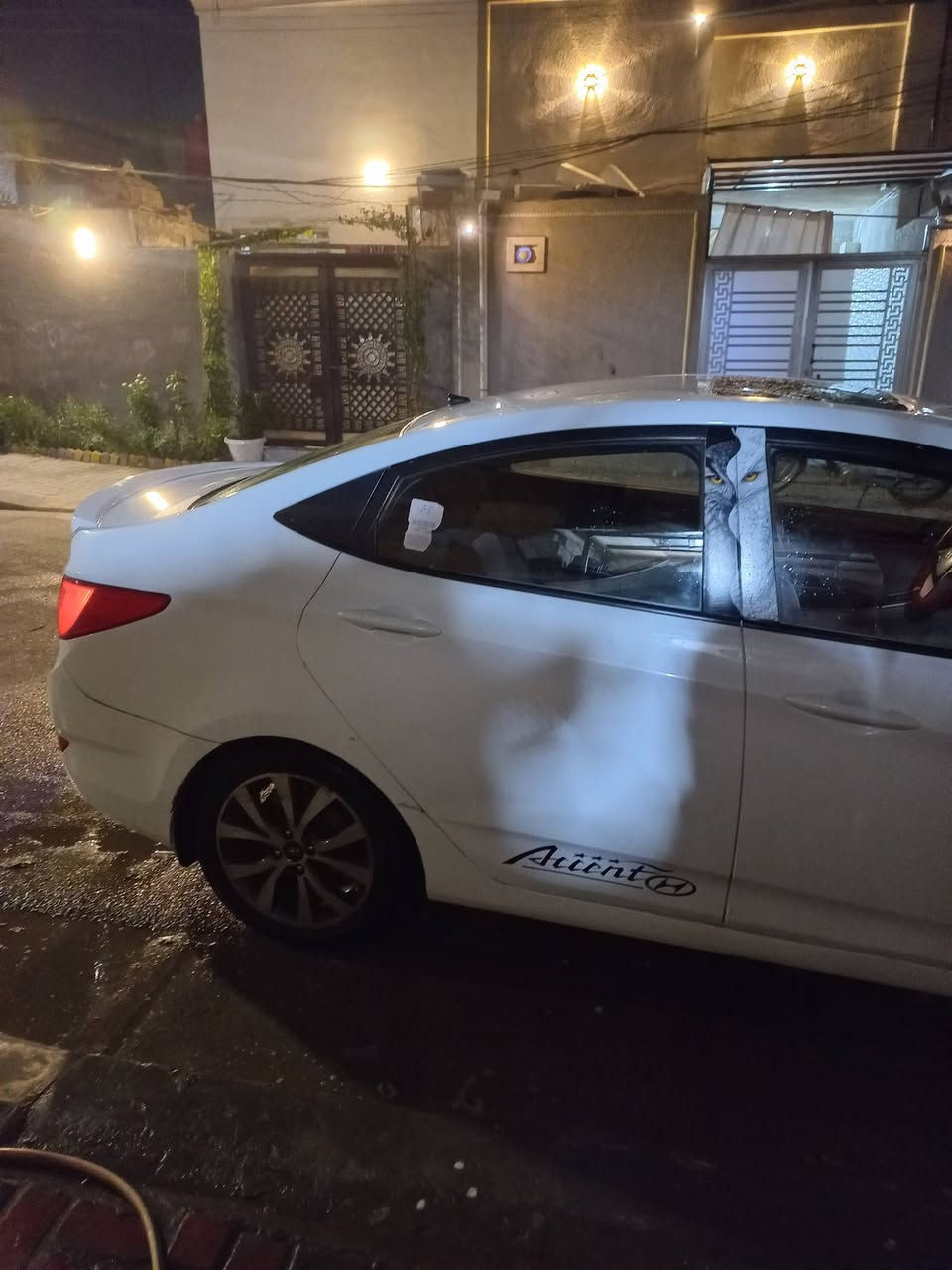 سلام عليكم اكسند للبيع موديل 2016
محرك 16.شاير بلمري_ تحكم جهتين _  فتحه سيارة 
تبريد +تدفئه تبريد حته بل جكمكه سيارة كلش نضيفه تحويل ثاني يوم 
بيهه جاملغ ونص من الباب الخلفي وباب سايق ويمه قبق البازين جوة سعرها 110وبيهه مجال ***********
