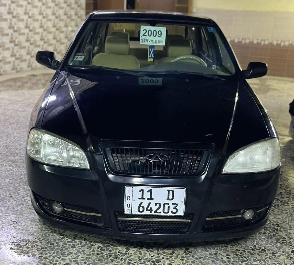 سلام عليكم 
السعر 35 وبيها مجال 
كوين مديل 2010 
سياره ماشيه 21 
كير مكينه شرط طخم امامي خلفي باتري جديد تيرات جدد سياره حلوه 
بيها بوند وجاملغً امامي صبغ رش 
سياره حلوه وجاهزه تبريد تدفئه كلو شغال رقم بغداد سنويه جدده صادره هزه جديده رقم انكليزيً شرط تحويل والوكالهً حبيبي اقره المنشورً زين قبل ما تتصل رجاء مكانها موصل ايمن 
رقم ☎️ ***********
اتصال + وتساب
