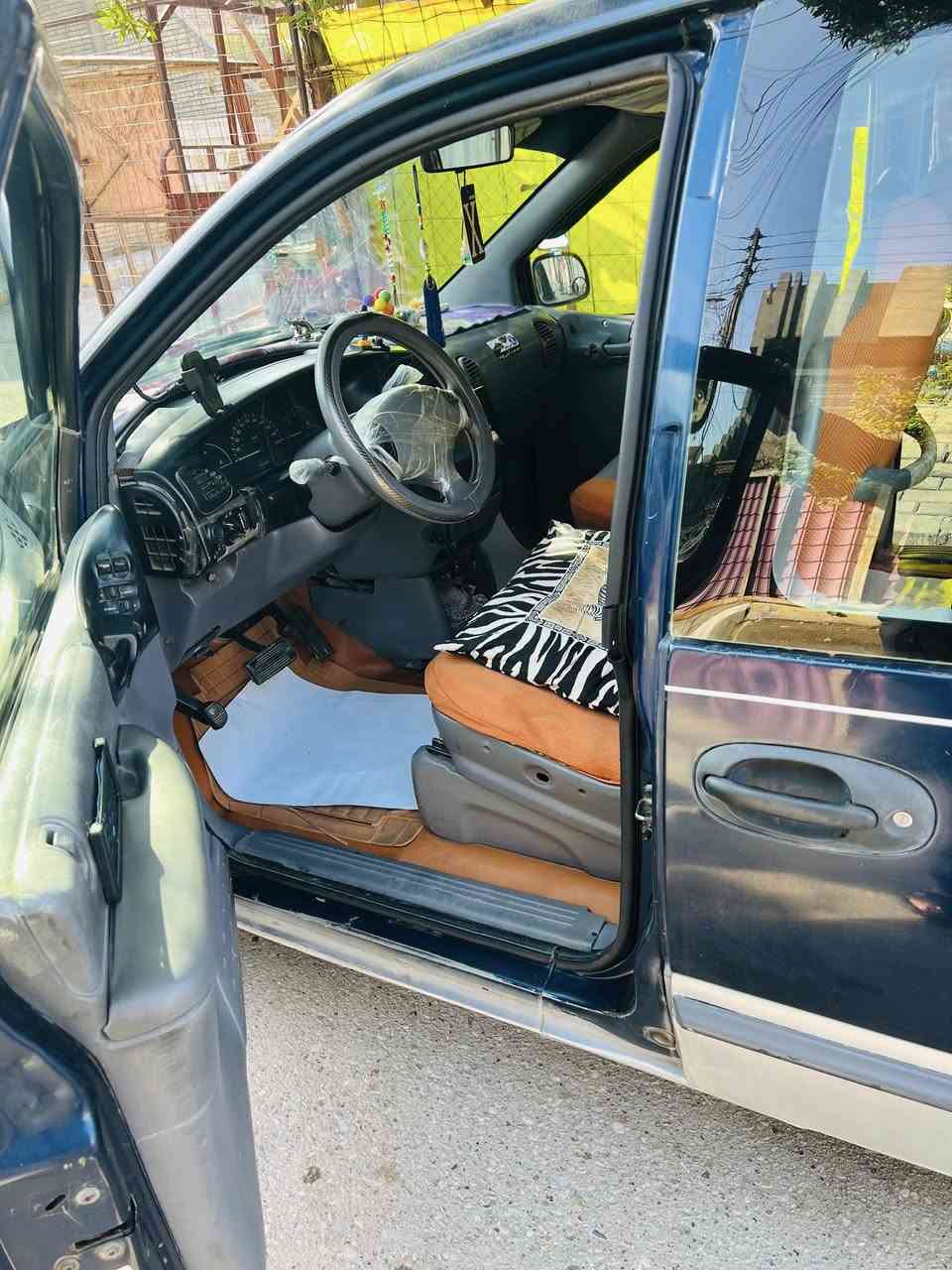 سلام عليكم دوج مريكي لبيع موديل ٢٠٠٠لسياره كلش نضيفه بسمي لسياره رقم بغداد رايدها٦٠ورقا وبيها مجال حك لجيه هاذة رقمي ***********مكان لسياره بغداد لحسينيه….
