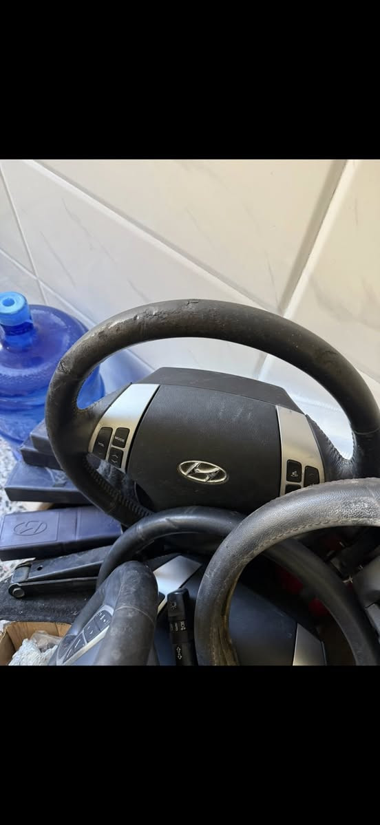 سلام عليكم
يوجد جميع انواع الشريط الستيرن الكوري 

دركه ستيرن معه التحكمال ول ارباك النتره مضلع امريكي السعر ٧٠ الف 

دركه النتره مضلع بدون ايرباك تحكمات امريكي ٤٥ الف 

دركه النتره ٢٠١٠ معه التحكمات ول ايرباك ٥٠ 

دركه سوناته مضلع معه اليرباك ٥٠ الف 

مكاني بغداد مشتل مقابيل حمام الفندي 
يوجد توصيل جميع المحافضات العراق ٥ الف 
*********** ☎️📱
موجود من ال٥ العصر الى ١٢ بليل
