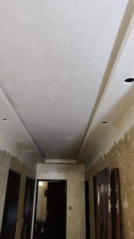 كادر 🏠صباغ معالجة رطوبه وعازل اسطح وكافة انواع صبغ *********** تواصل 📱بٱدارة  علي صباغ
