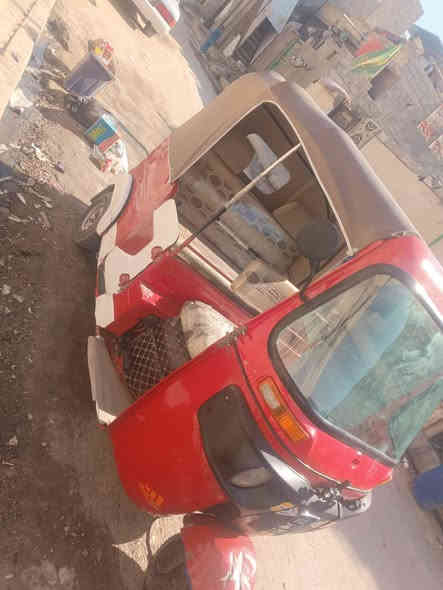 سلام عليكم تكتك ميديل 20 نضيفه كبل تخذه منه لشارع رقم سنويه موضح بلفديو كلشي بيه سعار 4500 بصره حيانيه لمو شراي لا تعبني ***********
