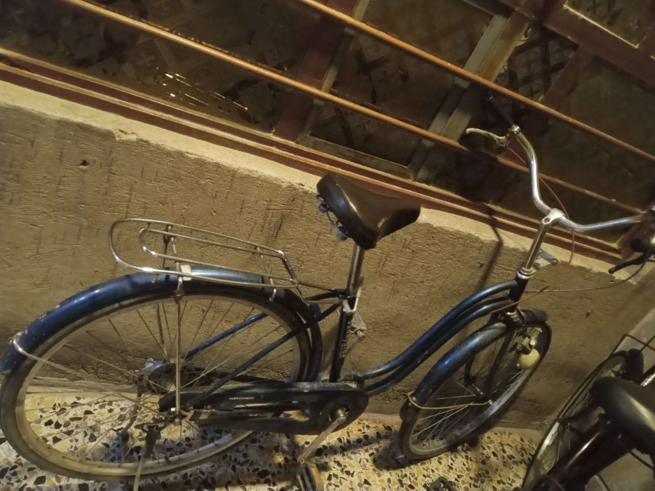 للبيع ***********
