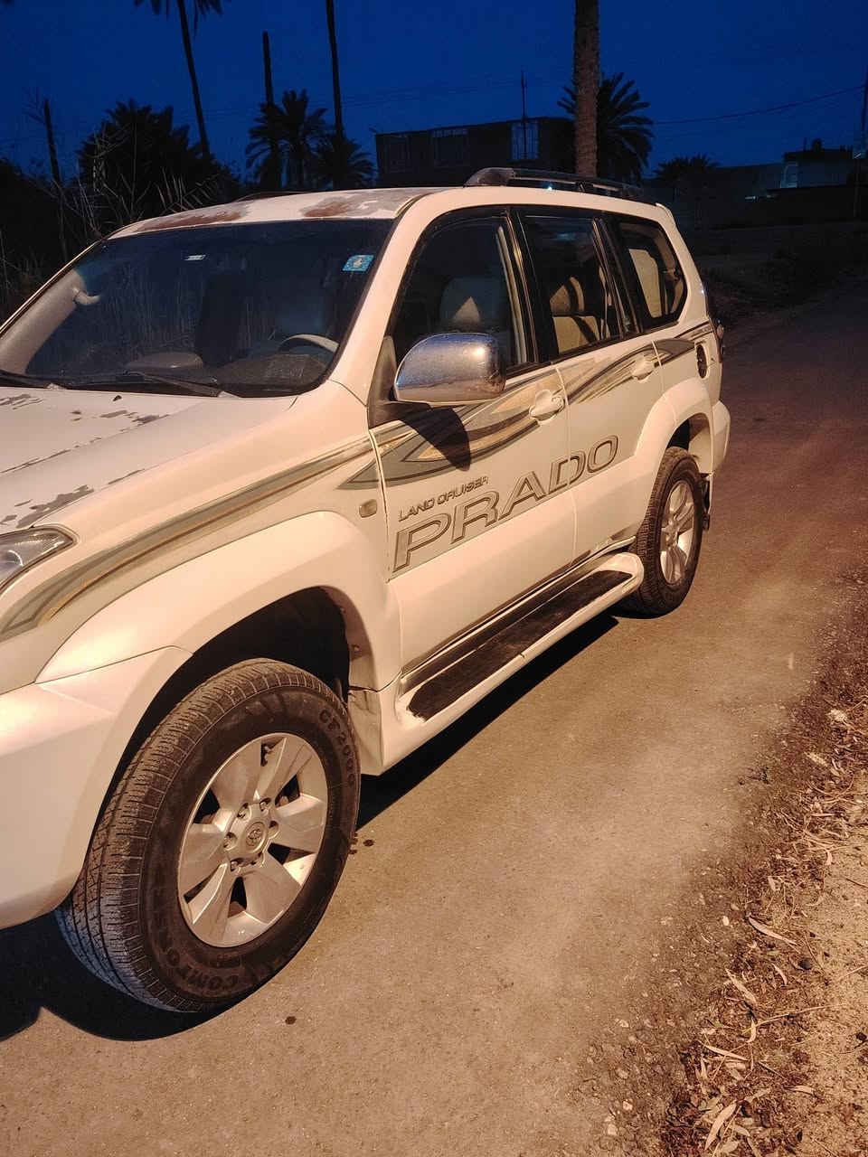 سلام عليكم
برادو للبيع
مديل 2007
سيارة بيهة صبغ بل جاملغ ول باب وبيهة تشليعات صبغ بل بنيد ول قمارة اكفلهة من حادث   كفالة كير محرك حداديه وتبريد عل شرط رقم نكليزي قادسيه مداور ثاني يوم محركهة 6 سلندر تحكمات شاشه سبعة راكب سياره
عنوان سيارة نجف كوفه الاتصال ***********
