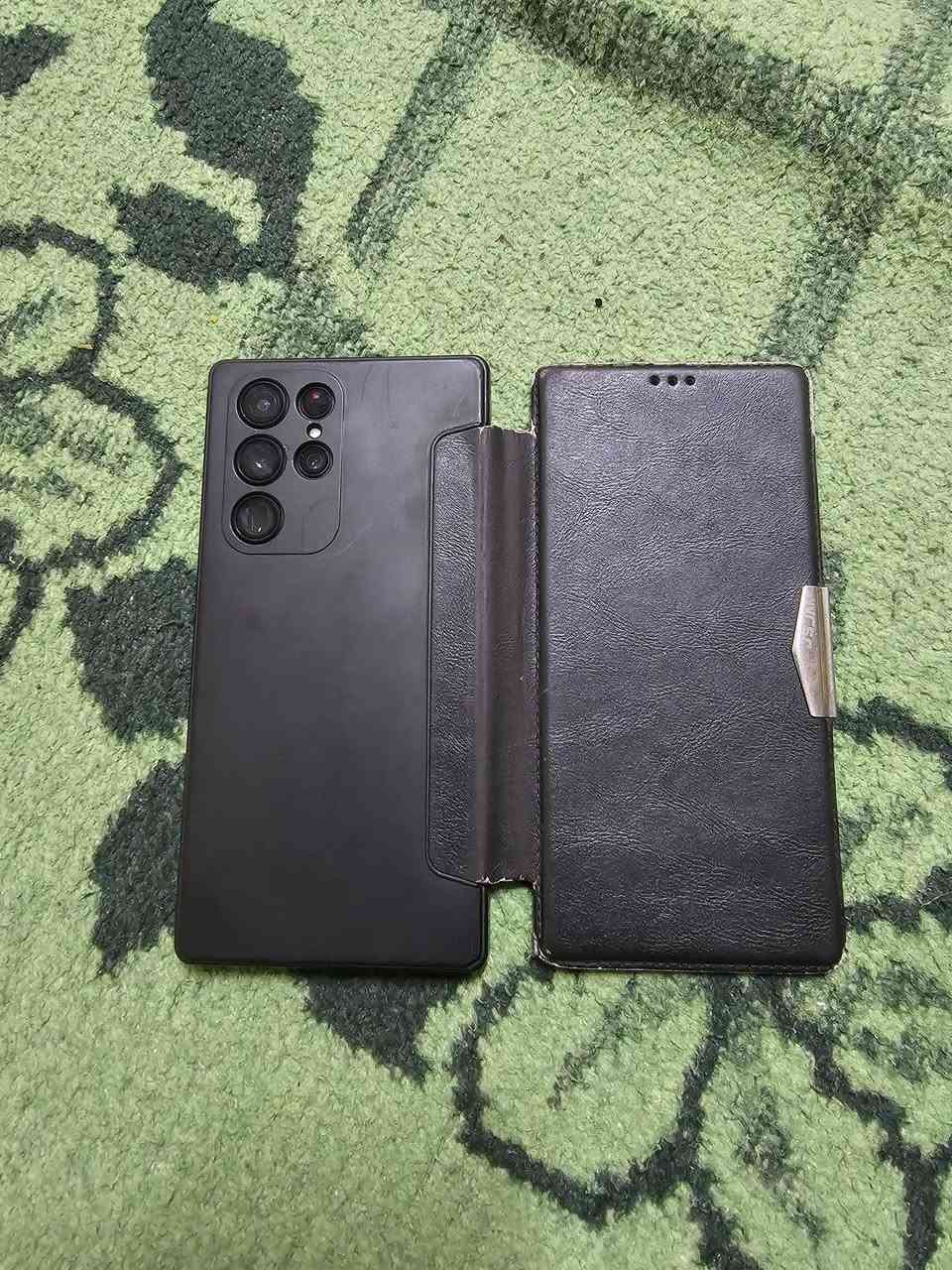 الترا ٢٢ للبيع
السلام عليكم جهاز نضيف 
ذاكرة ٢٥٦ نسخة الياباني 
لتواصل ***********
