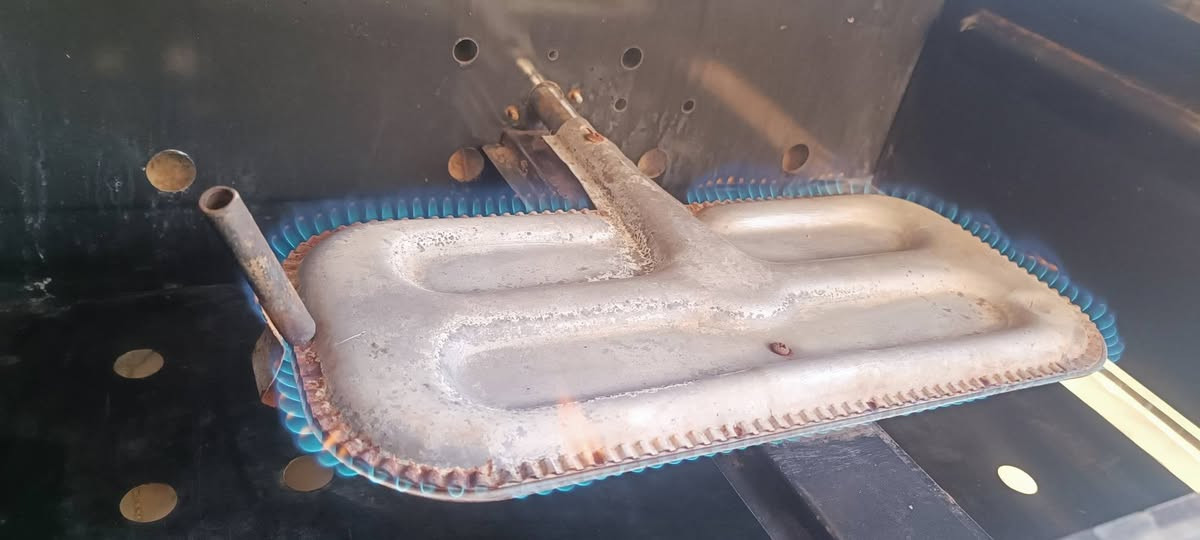 طباخ يونفيرسل مصري القديم قياس 50*80 سم أنضف من الصور متاح كركوك حي الزوراء قرب تقاطع الجمعية دوميز 
*********** السعر 225 بي مجال
