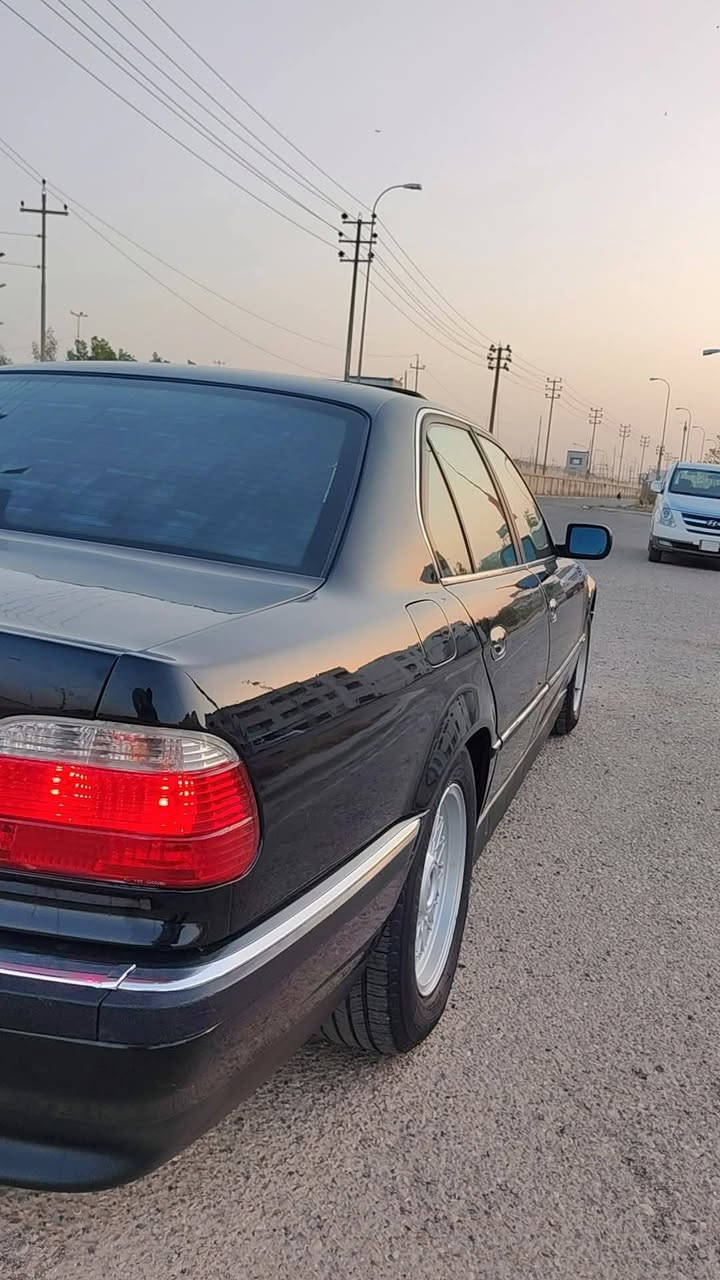 موديل 95 محدث 2000
رقم انبار مشروع وطني سنويه لل 2028
داينمو هواء
دبل جام
سلايد جام 
كشنات كهرباء ميموري + تدفئه
تبريد ثلج🥶
تليفون 
جعمقه كهرباء 
ستيرن كهرباء 
تخم تاير مشلن 
حداديه امامي خلفي جديد
منظومة زينون ناصي +عالي +بروجكترات 
جنطه شفط
مكينه وكير خير من الله السياره مابيها نقص 
السعر 110 
***********
ملاحظه. الميعجبه السعر لايكسر بحلال العالم خلي يعبر المنشور بكلمه طيبه
