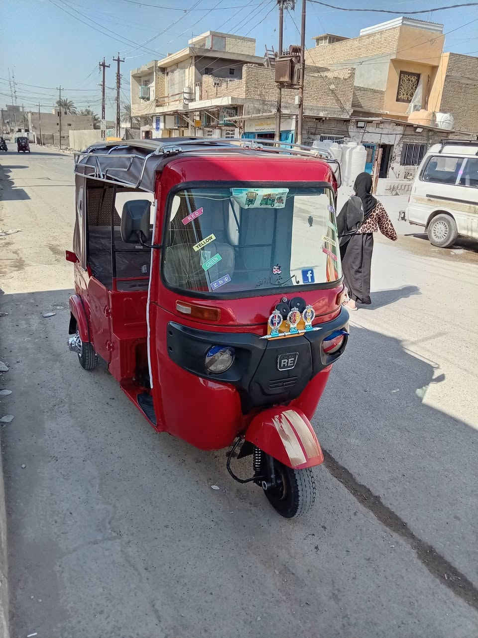 تك تك موديل ١٨ بديها ٢٢عنوانها بوب الشام قرب جامع الساده الطوال أوراقها المصطفى سعرها ٤٣٠٠للاستفسار الاتصال على الرقم***********
