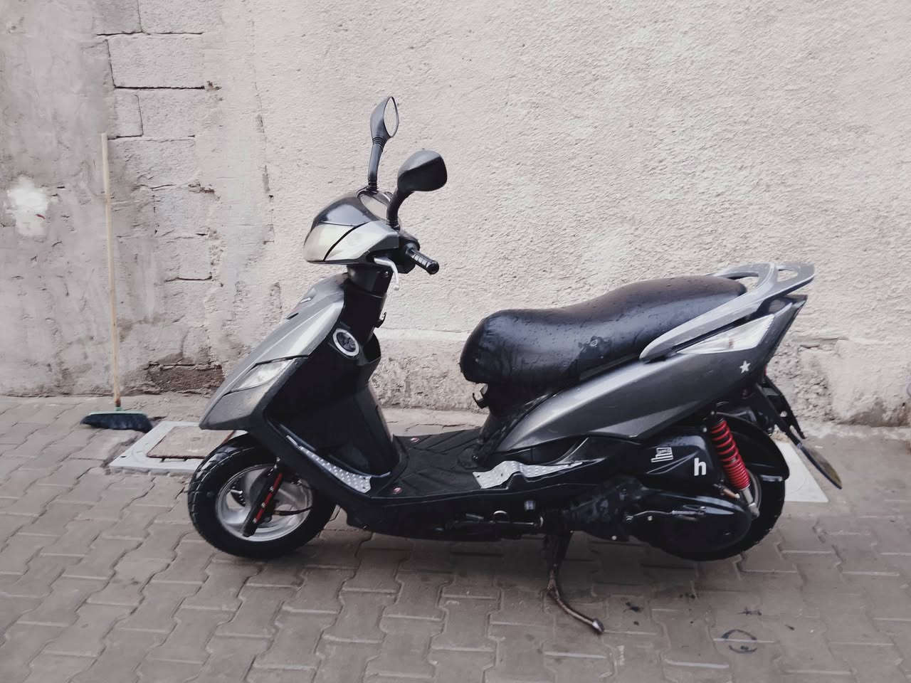 سلام عليكم ماكس ثعلب دراجه احلى من صوره مجفت جديد كفرات كلهه ختم واحد شلعه بس يرادلهه كلجات سعر 
450 
*********** مكان الشعله
