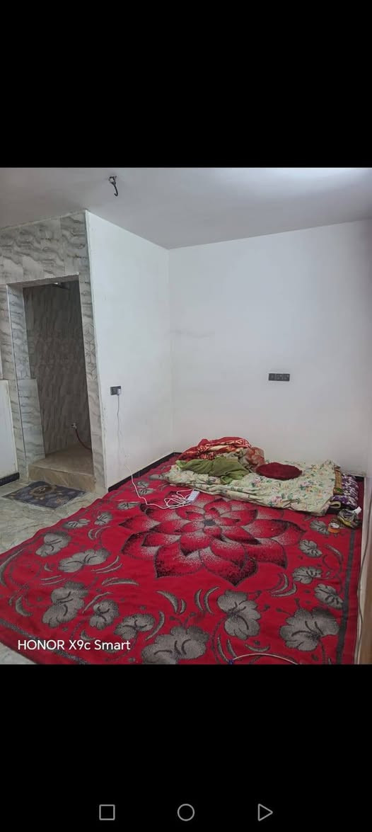 للبيع بيت 🏡 
زراعي #سند٢٥في 
#شهداءالبياع خلف حسينية الإمام حسن العسكري 
#مساحته١٣٥م واجهه ٩ يحتوي على 
#ثلاث_غرف_نوم 😴 وصاله ومطبخ وصحيات البيت #نظيف_جدا للإستفسار اتصال 🤙 على الرقم 
***********
#الجميع
