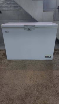 مجمدة • ١٤ قدم • شرط النظافة