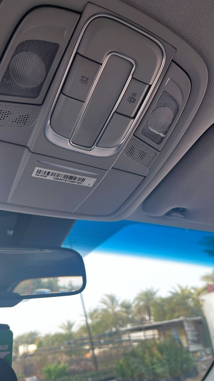 السلام عليكم سنتافي 2019 للبيع السياره جديده بمعنى الكلمه 

السياره حادثها  مال امريكا بس قبق الجنطه الباقي كله مكفول كفاله عامه 

مكينه 4 سلندر السياره بجم كبسسس 

السيارع ماشيه 69 الف ميل
 السياره خير من الله ونظيفه مال بيت 

السعر 173 وبيها مجال بيع سريع وهاي كلشي مصور كدامكم

***********
