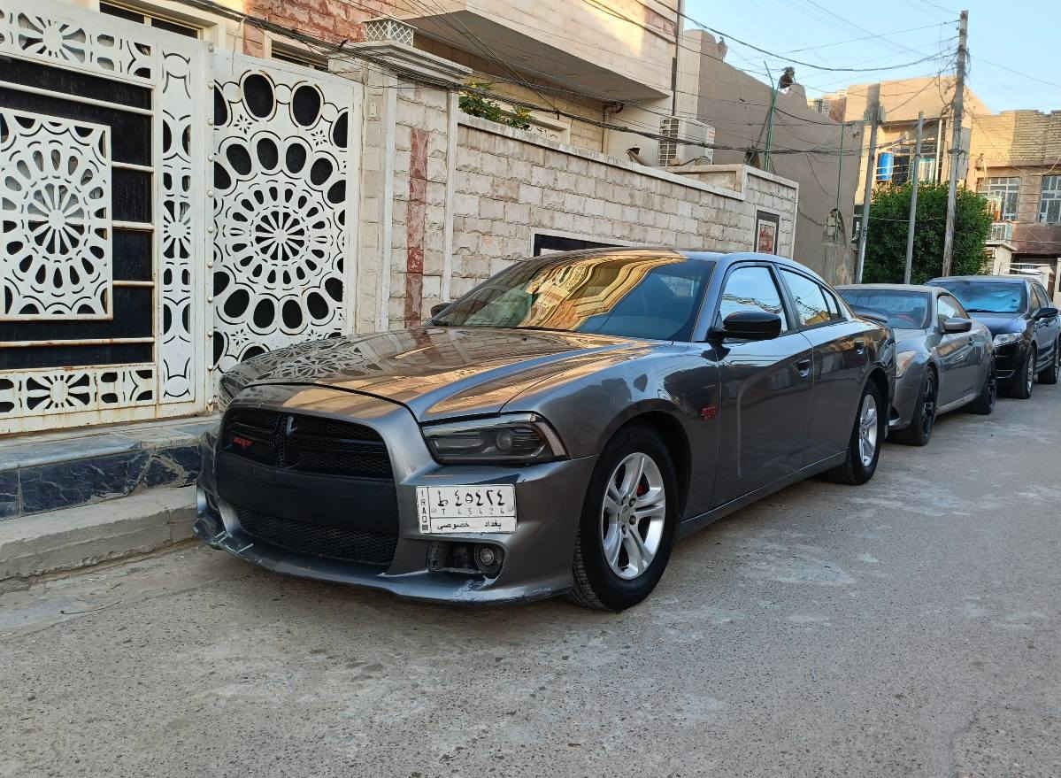للبيع فقط السعر 105 ورقه 
للاتصال *********** مجال جدا بسيط
چارجر موديل 2011 رقم بغداد تحويل مباشر 
شادلها منضومة غاز للمحرك
محرك 6سلندر 3600 كير اوتو محرك وكير نظاف 
التبريد شغال 
بصمه شاشه صغيره .ماشيه 215 كيلو
صدرها وسط تاير نظيف
مكفوله شواصي لغود تكم قماره 
وارد امريكي حادثها قبق جنطه وجاملغ خلفي 
السياره مصبوغه احزام صورة السونار موجوده ويا الصور
المكان بغداد الزعفرانية بغداد, العراق
