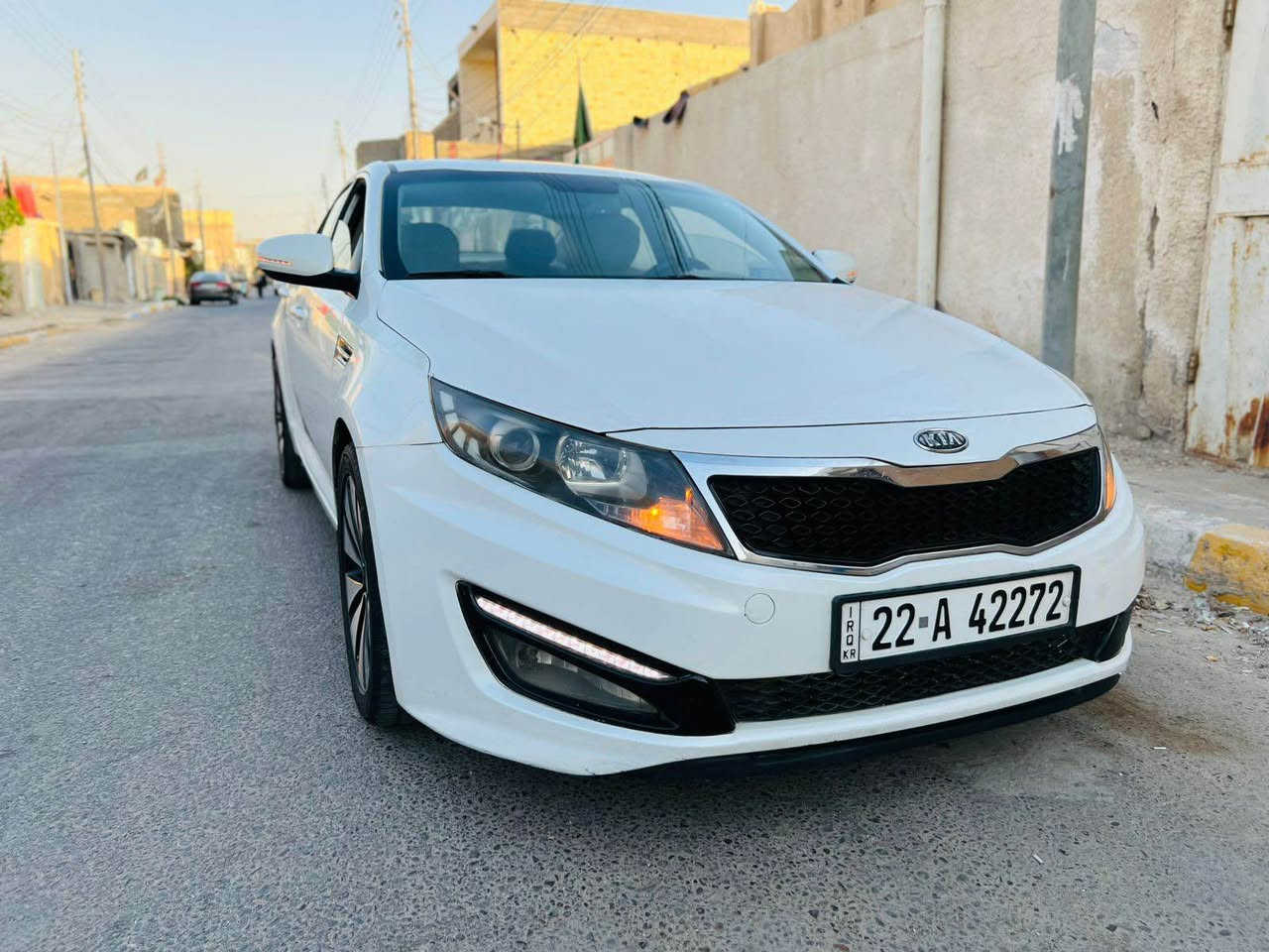 كيا اوبتيما موديل 2014 خليجي 
محرك  وكير خير من الله المحرك 2400 دوش المرغوب… السيارة بدون حادث  مصبوغة حزام اثر شخوط فقطططط كفالة كفالة بدون حادث
مواصفاتها فول ماعدا البانوراما 
رقم السيارة اربيل سنوية ب اسمي مداور ثاني يوم
1: بصمة تشغيل وبصمة بيبان + تبريد قطعتين ثلجج
2: نضام ايكو اقتصادي +مري شفط 
3: تحكم ستيرن جهتين + كروز مثبت سرعة 
4: فتح جنطة ذكية + حساسات خلفية وامامي 
5:ويل كب كروم 5 ويل + كامرة خلفية بلادية 
السعر120 وبيها مجال
كربلاء العنوان *********** 
رجاءا الي مايعجبة السعر يعبر المنشور  والله يرزقك الجميع كربلاء, العراق
