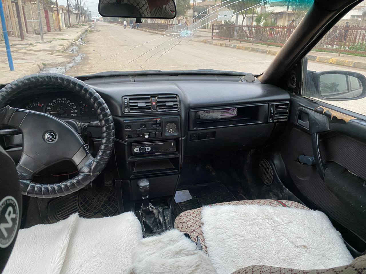 اوبل فكترة موديل 91
حجم 20 رقم صلاح الدين الماني
شرط التحويل
كابون بانزين مابيها
السيارةً ماعيزها شي 
اشوي خيسان بلدوسة
سعرها 30 وبيها مجال للطيبين
مكان السيارةً حمام العليل***********
