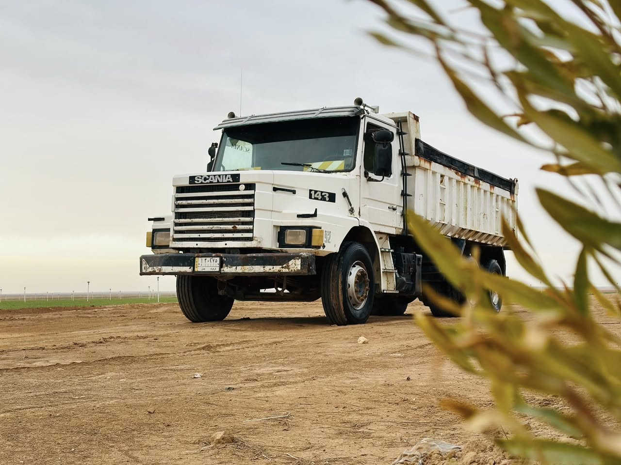 السلام عليكم
سكانيا موديل 92 اوربي 
محرك 143 v 
سنگل عضلة 
شاصي طويل 
السياره مكفوله بأسمي تحويل ثاني يوم 
رقمها كركوك الماني 

‭0751 839 8927‬
