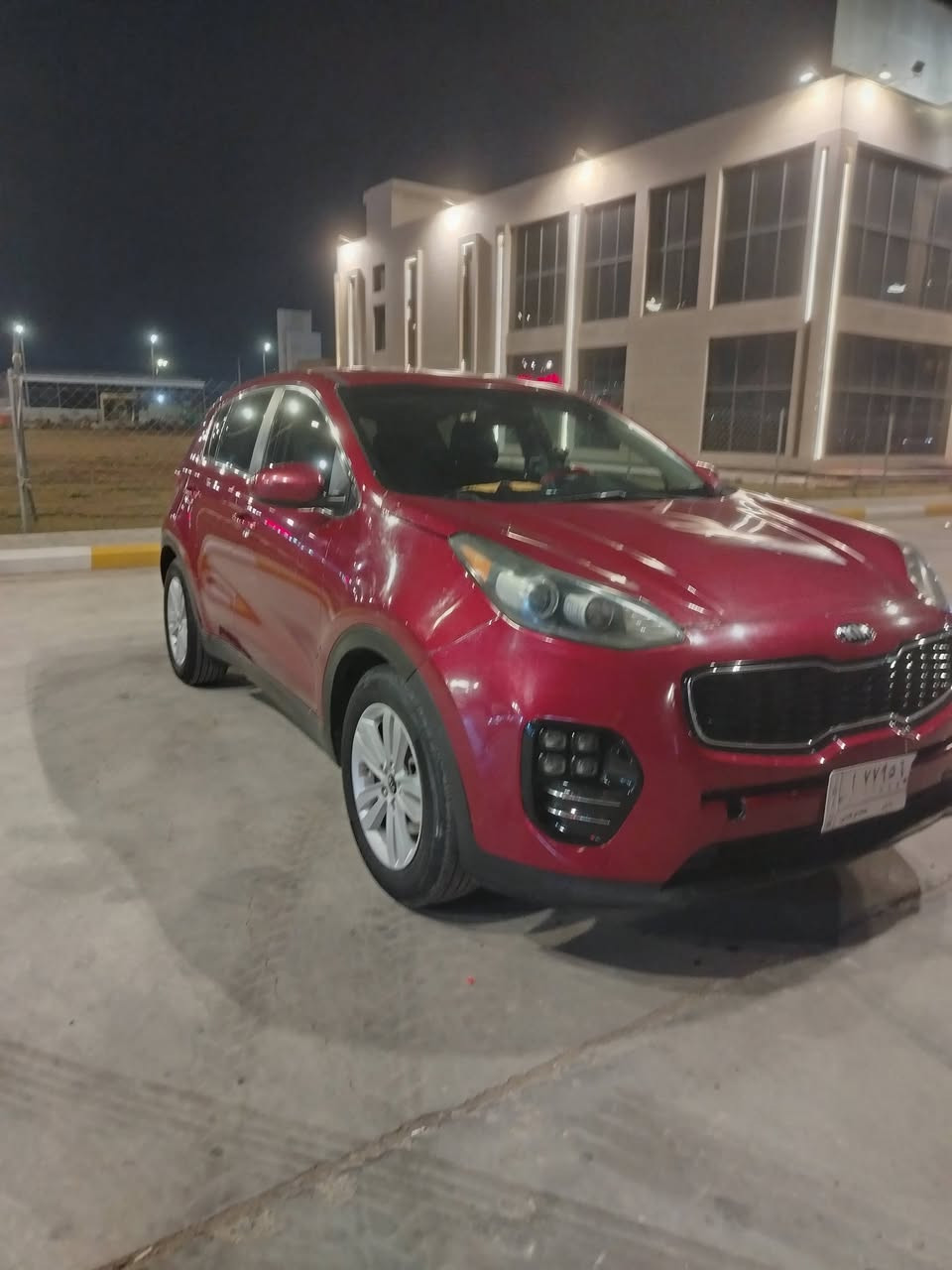 للبيع سبورتج موديل 2017 وارد امريكي حادثه جاملغ مامي وصبغ والجاملغ الخلفي جارد وصبغته والباقي كفالة مكينة وكير كفاله حدادية جديده تخم تاير جديد العنوان كوت واسط مركز المدينة رقم موبايل *********** السعر ١157وبيه مرحبا الشراي
