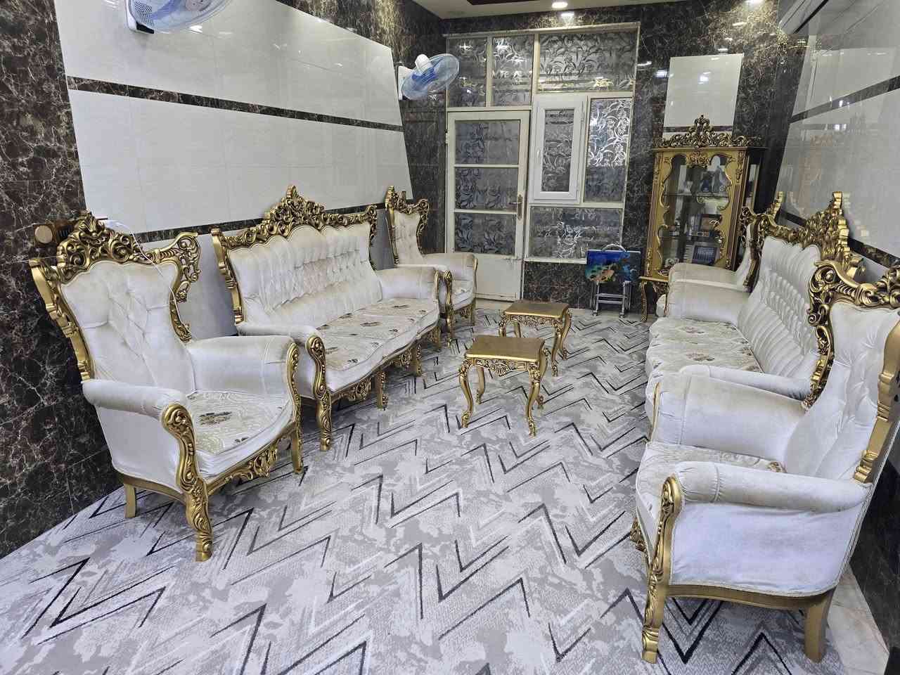 تخم قنفات تسكام ملكي تركي اخو الجديد مستعمل كلش قليل مابي اي ضرر يتكون من 6 قطع 10 نفرات مع طبلات صاج السعر 400 العنوان نجف حي العسكري شارع السبيس السايدين خلف سوق المخضر ***********  وات ساب
