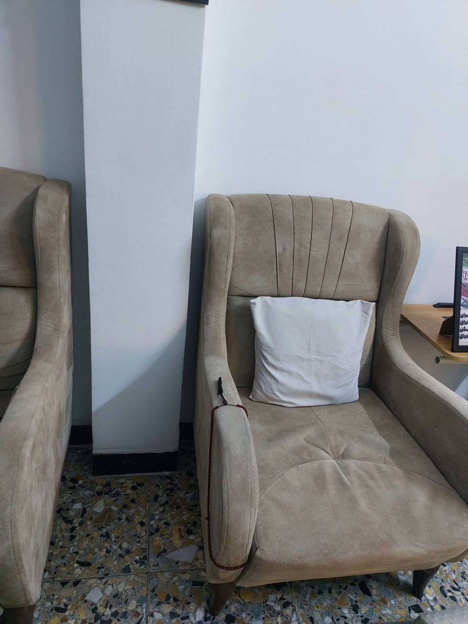السلام عليكم بيع مستعجل
تخم تزكام تركي تكمه 
السعر ٣٥٠ وبي مجال العنوان بغداد زيونه 
١٠ مقاعد


**إذا كنت صاحب هذا الإعلان وتريد حذفه لأي سبب، رجاءا أرسل رسالة إلى الدعم الفني**