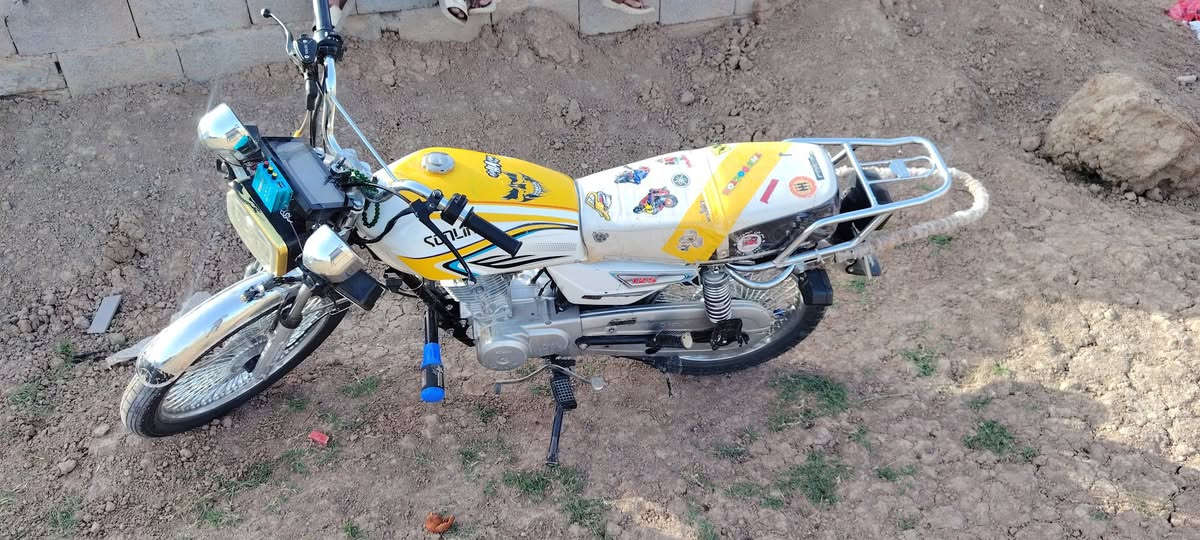 سلام عليكم دراجه البيع تايكر موديل 2025 نضيفه مرتبه دراجه شويه بيه طخه بل سكان دراجه فول ***********
