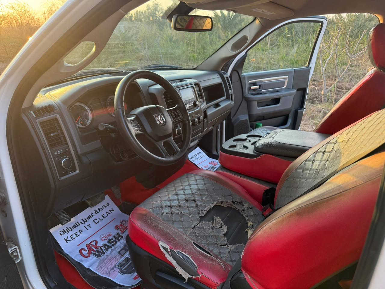 رام 2018 بدي قصير 8سلندر السياره جاهز وحلو كل نقص مابيهه ضرر امريكا ضرر بالبدي وبالعراق جاملغ وبنيد تبديل اصلي بدون دواخل السعر 140وبي مجال العنوان واسط نعمانيه ‏‪0785 705 5562‬‏ السيارة باسمي اتصل وتدلل
