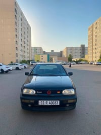 كولف نفخ مديل 1994 محرك 1800 كير عادي  المرغوب كفاله كير ومحرك  تبريده...