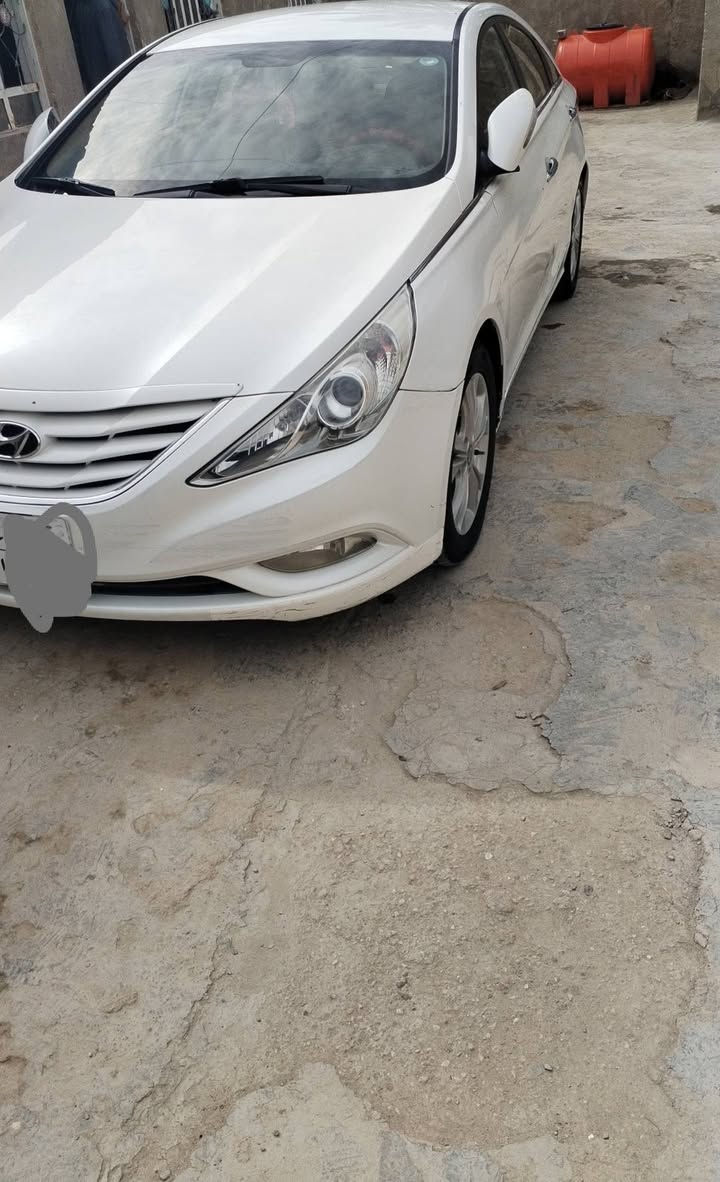 السلام عليكم ورحمة الله وبركاته سياره سوناتا لبيع موديل 2011خليجي سياره جاهزه من كلشي السعر 115الستفسار التصال على الرقم ***********
