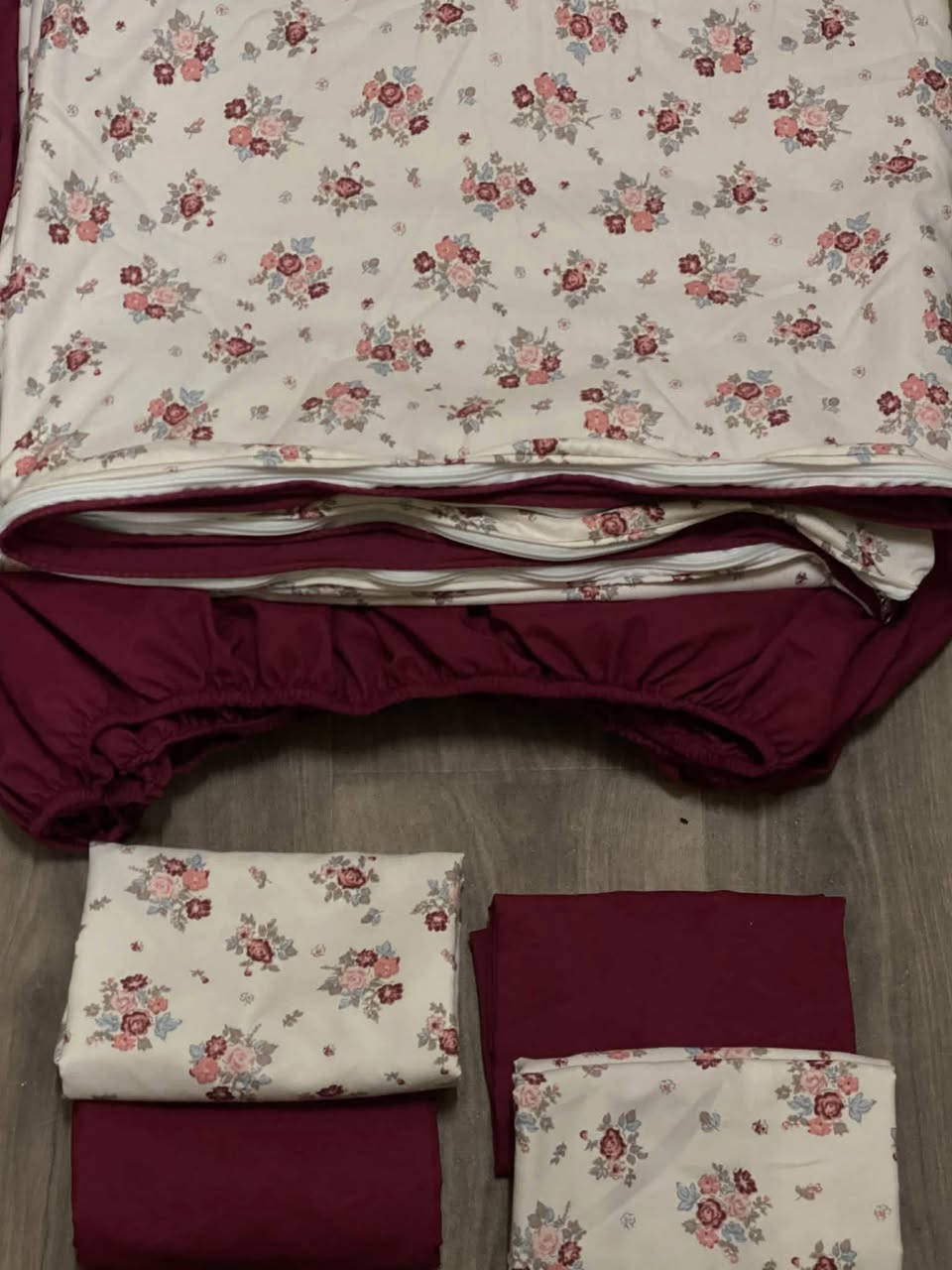 بيع مباشر ❤️‍🔥
4 وجه مخدة + تلبيس لاستيك + كفر لحاف سحاب 🌷


**إذا كنت صاحب هذا الإعلان وتريد حذفه لأي سبب، رجاءا أرسل رسالة إلى الدعم الفني**