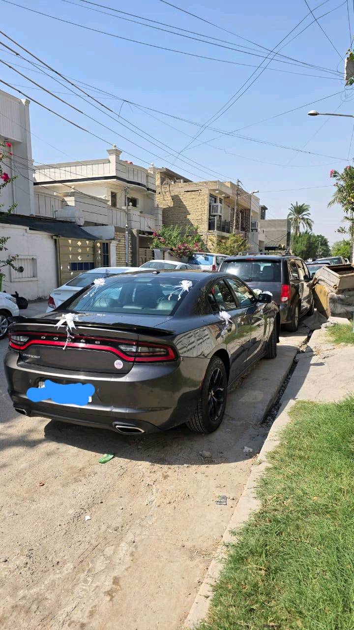 السلام عليكم للبيع دوج جارجر 2019
نوع sxt
حجم المحرك ٣٦٠٠
ضررها بنيد بدون داخل وجاملغ الأيمن شويه  بارد
العنوان بغداد ابو غريب
سياره بسمي تحويل ثاني يوم
الاستفسار على هذا الرقم ***********